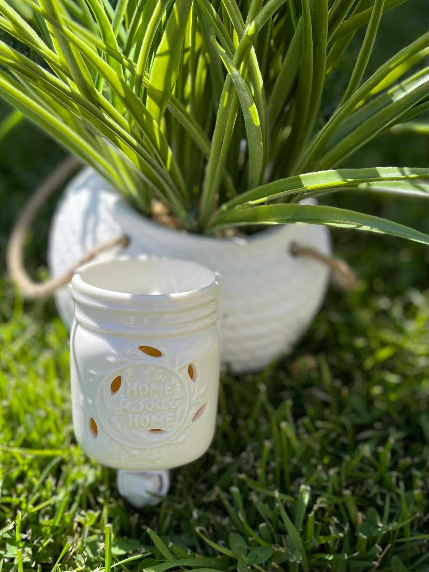 PLUGGABLE FRAGRANCE WARMER - HOME SWEET HOME MASON JAR